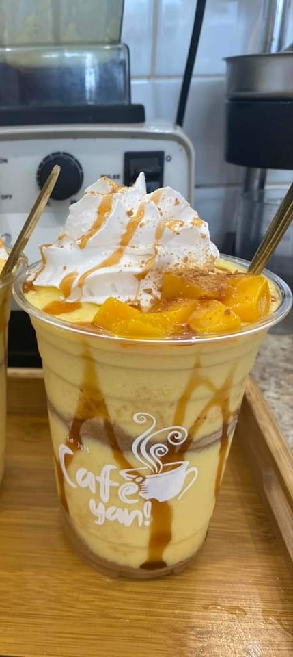 Mango Graham Shake