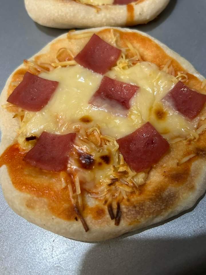 Mini Pizza - Ham & Cheese