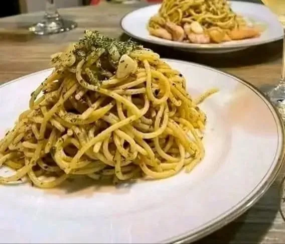 Aglio E Olio Pesto