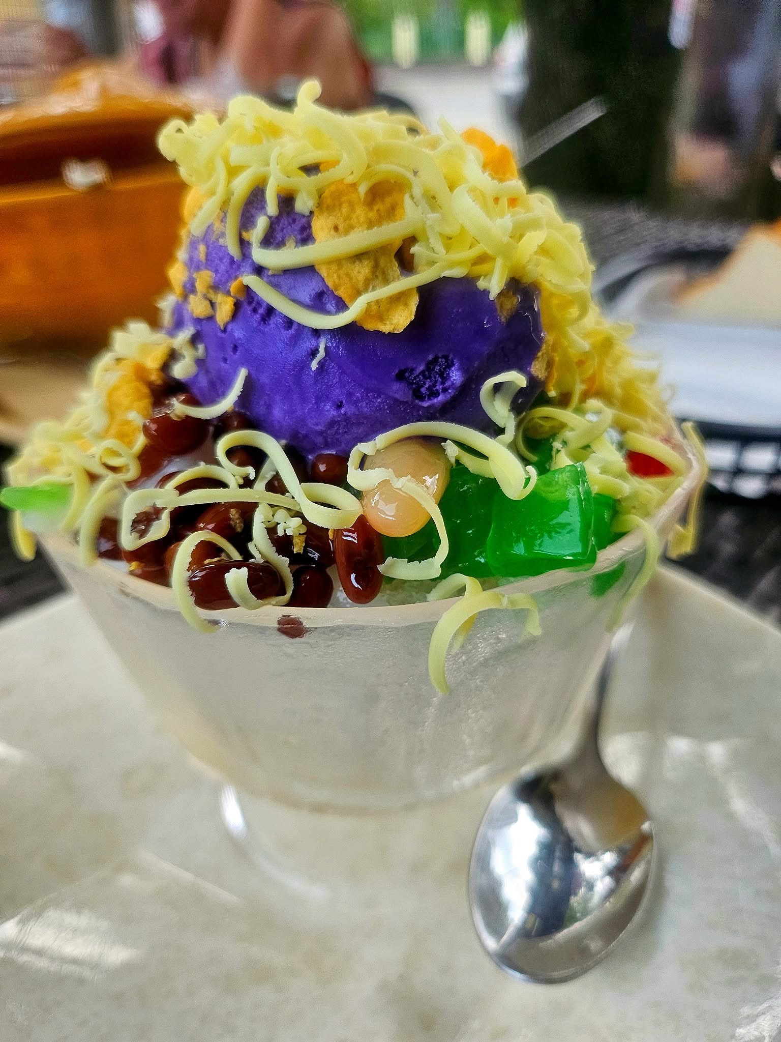 Halo-Halo