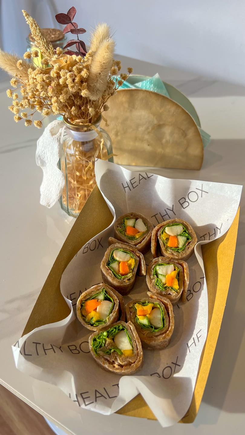 Mango Kani Salad Rolls