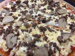 Beef & Mushroom 18"