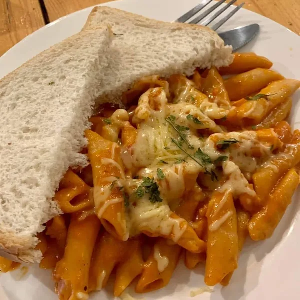 Cheesy Chicken Penne Pasta