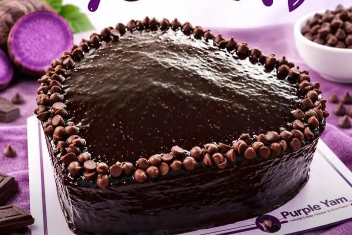 Choco Moist Heart Cake