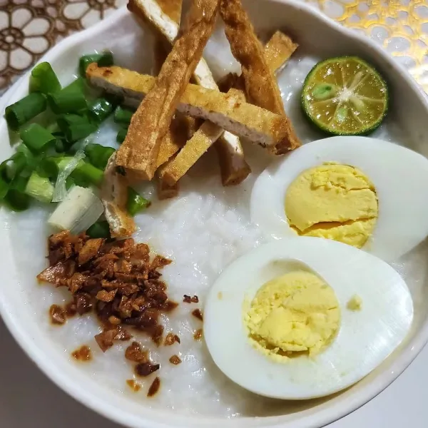 Lugaw with Tokwa & Egg