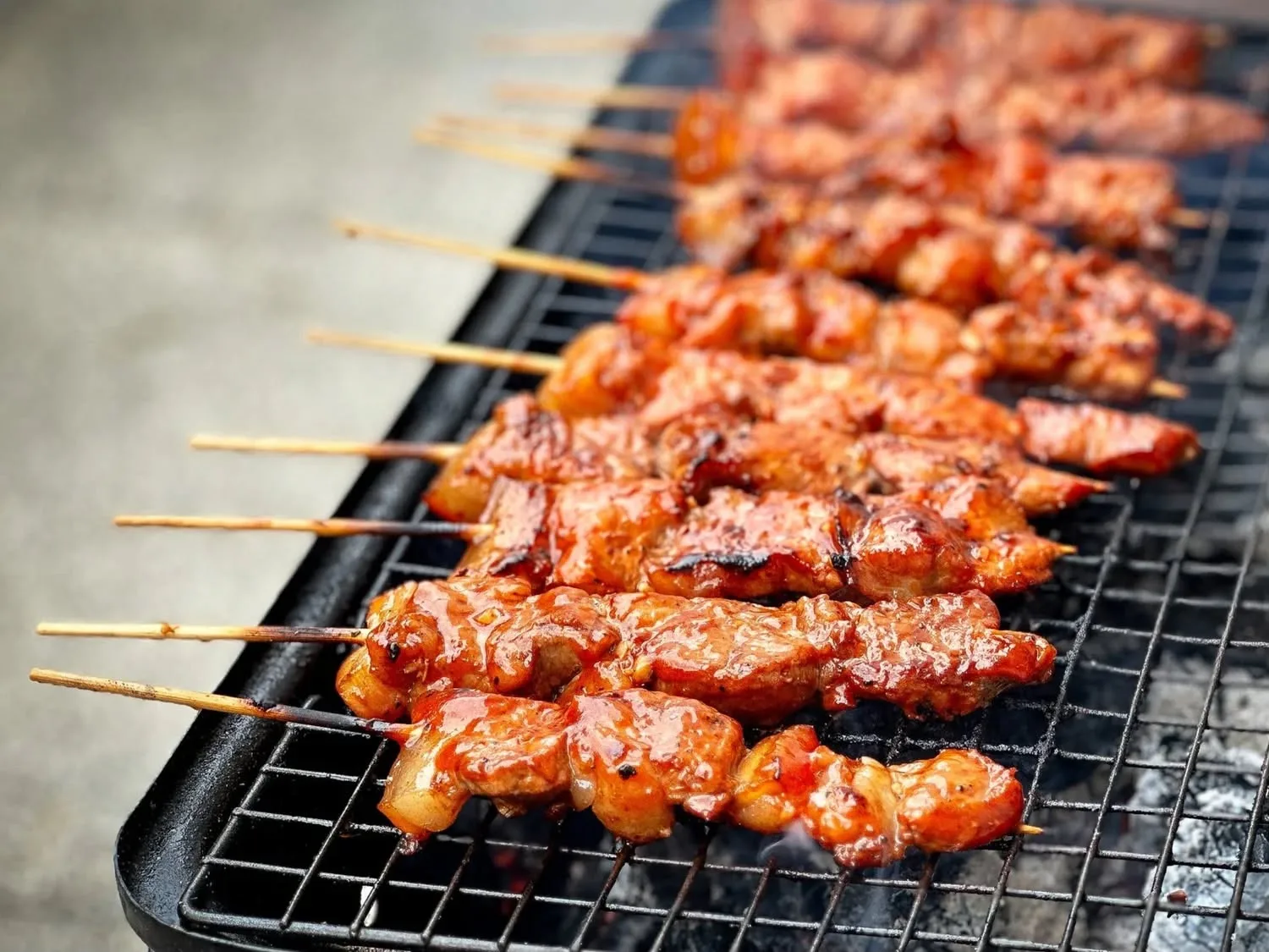 Rain’s Barbeque Station